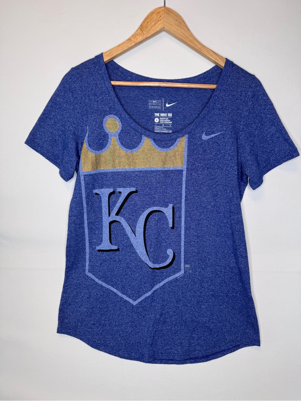 Kansas City Royals The Nike Tee women's scoop neck shirt sz Lg MLB blue baseball